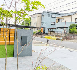 郵便物も宅配物も複数受け取りができるポスト一体型の宅配BOX